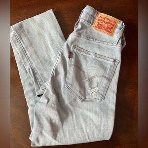 Levi's 721 High Rise Skinny Jeans / Size 25